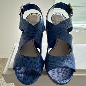 Nine West Blue Textured Heels